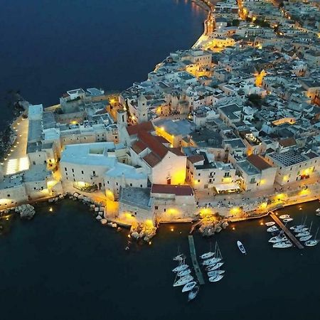 Porto Di Mare Luxury Home Джовинацо Екстериор снимка