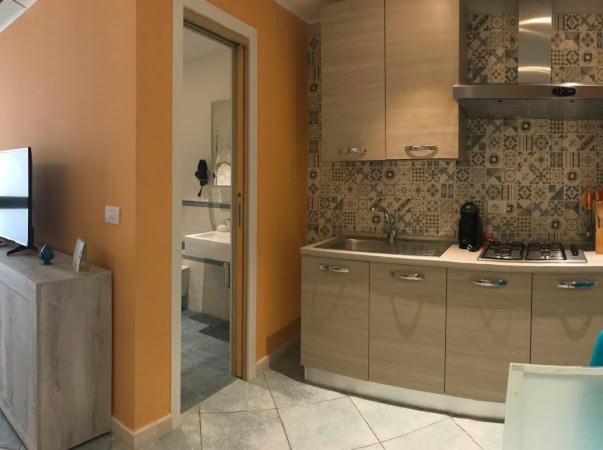 Porto Di Mare Luxury Home Джовинацо Екстериор снимка