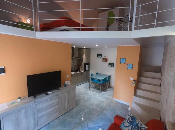 Porto Di Mare Luxury Home Джовинацо Екстериор снимка